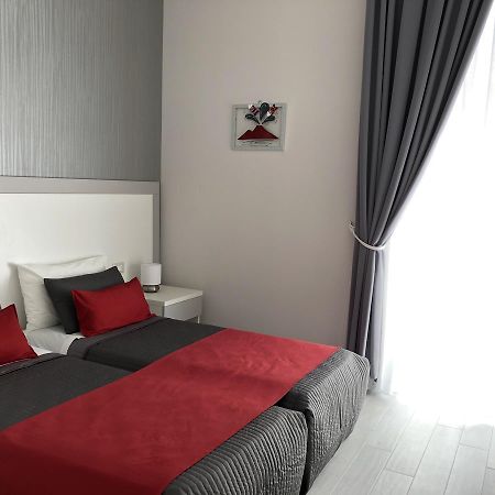 Chiaia Guest House Neapol Zewnętrze zdjęcie