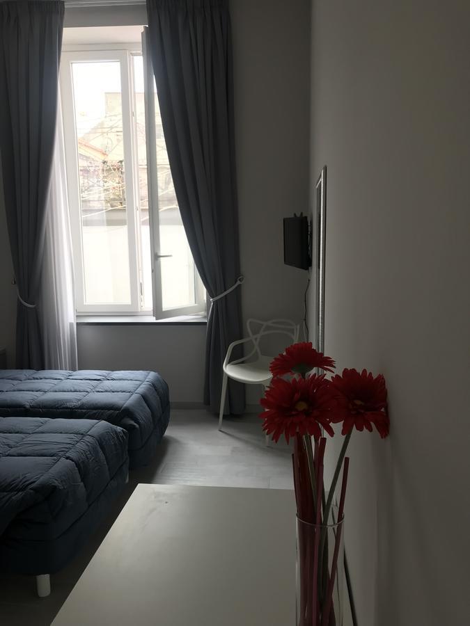 Chiaia Guest House Neapol Zewnętrze zdjęcie